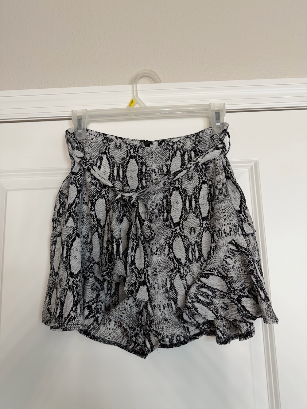 Snake Print Black & White Women's Tie-Waist Shorts